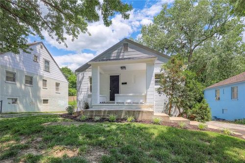 29 S 26th St, Kansas City, KS, 66102-4605 | Card Image