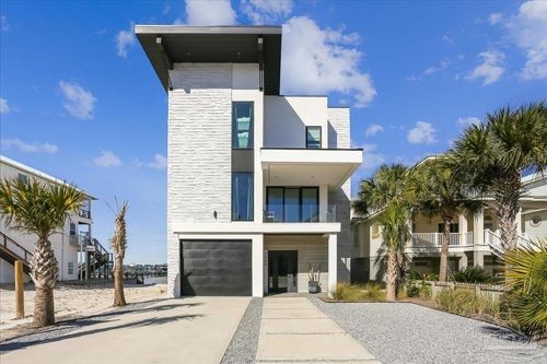 7348 Grand Navarre Blvd, Navarre, FL, 32566-7005 | Card Image