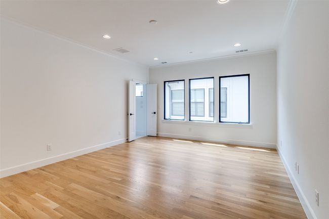 Primary Bedroom | Image 20