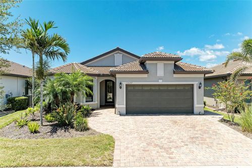 13077 Rinella St, VENICE, FL, 34293-2775 | Card Image