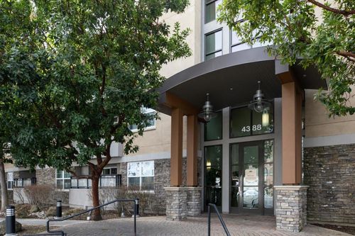 130-4388 El Camino Real, Palo Alto, CA, 94304-1427 | Card Image