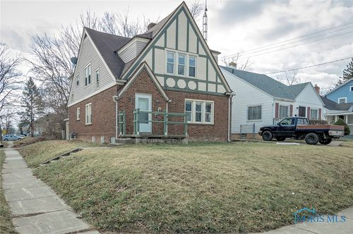 lower-2517 Montebello Road, Toledo, OH, 43607 | Card Image