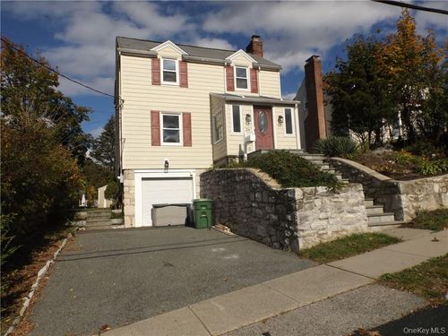 24 Beechwood Ave, West Harrison, NY, 10604-2543 | Card Image