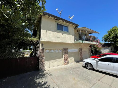 648 California St, Woodland, CA, 95695-3746 | Card Image