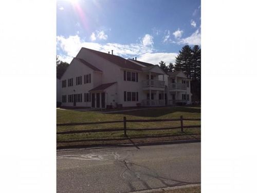 204-10 Barrington Ave, Nashua, NH, 03062-2289 | Card Image