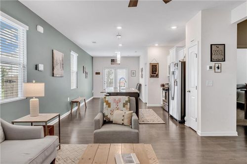 5568 Foxglove Way, Oakwood, GA, 30566-0342 | Card Image