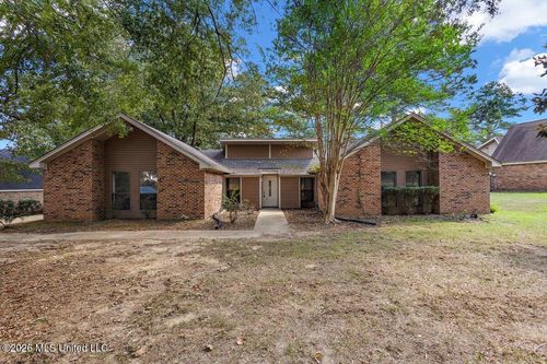 4800 Brookwood Pl, Byram, MS, 39272-5706 | Card Image