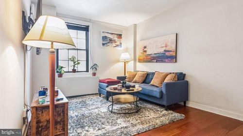 1004-219 S 18th St, PHILADELPHIA, PA, 19103-6151 | Card Image