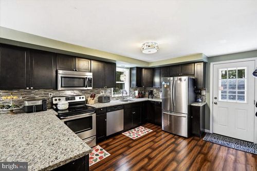 110 Gumwood Ln, Kunkletown, PA, 18058-8055 | Card Image