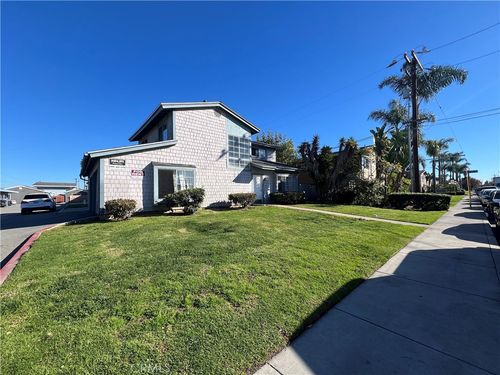 2014 Maple, Costa Mesa, CA, 92627 | Card Image