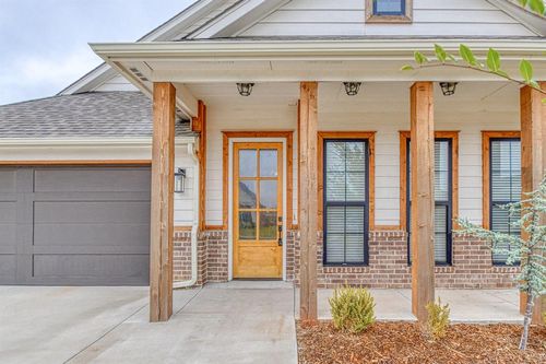 2433 Nw 179th St, Edmond, OK, 73012-4121 | Card Image