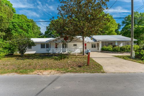 578 E Williams Ave, Crestview, FL, 32539-4632 | Card Image