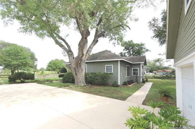 6359 Cooksey Rd, House other with 3 bedrooms, 2 bathrooms and null parking in Adkins TX | Image 6