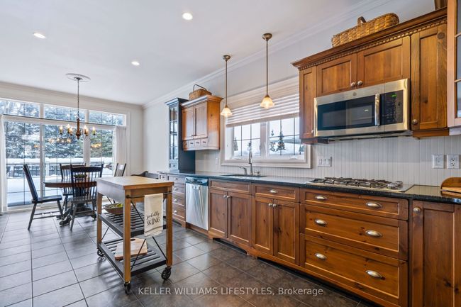 8 Dogwood Trail, House other with 5 bedrooms, 4 bathrooms and 4 parking in Ilderton ON | Image 11