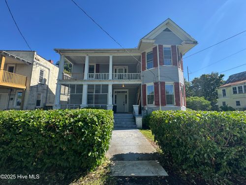 213 E Gale St, Edenton, NC, 27932-2015 | Card Image