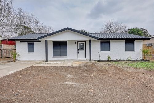 302 Palm Tree Drive, Mathis, TX, 78368 | Card Image