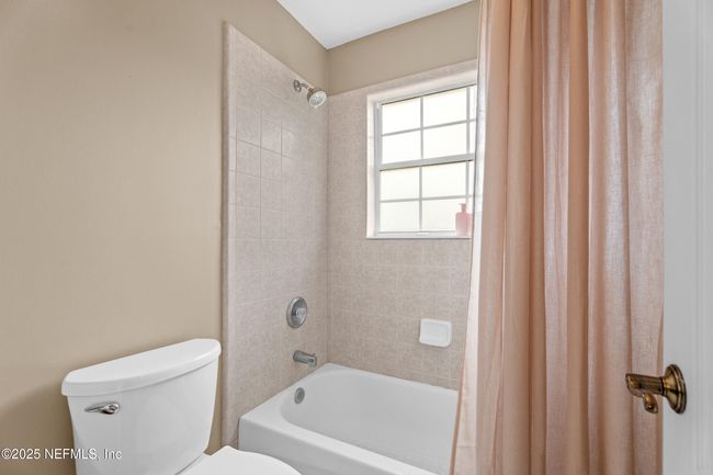 13764 Shady Woods St N, House other with 3 bedrooms, 3 bathrooms and null parking in Jacksonville FL | Image 35