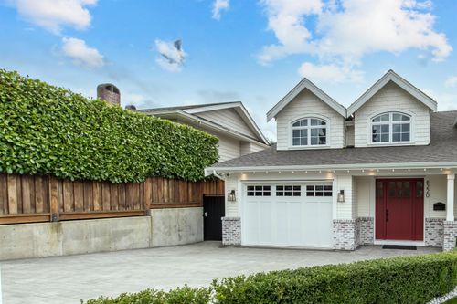 6220 Lochdale St, Burnaby, BC, V5B2M5 | Card Image