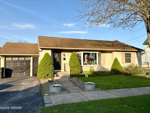 347 Maple St, Jersey Shore, PA, 17740-1619 | Card Image