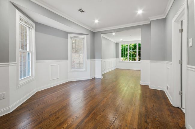 4251 N Lawndale Avenue, Home with 6 bedrooms, 3 bathrooms and 2 parking in Chicago IL | Image 14