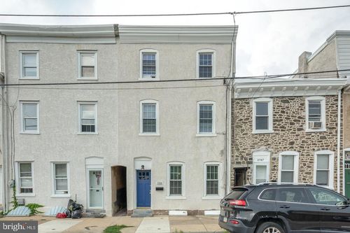 3789 Cresson St, PHILADELPHIA, PA, 19127-1823 | Card Image