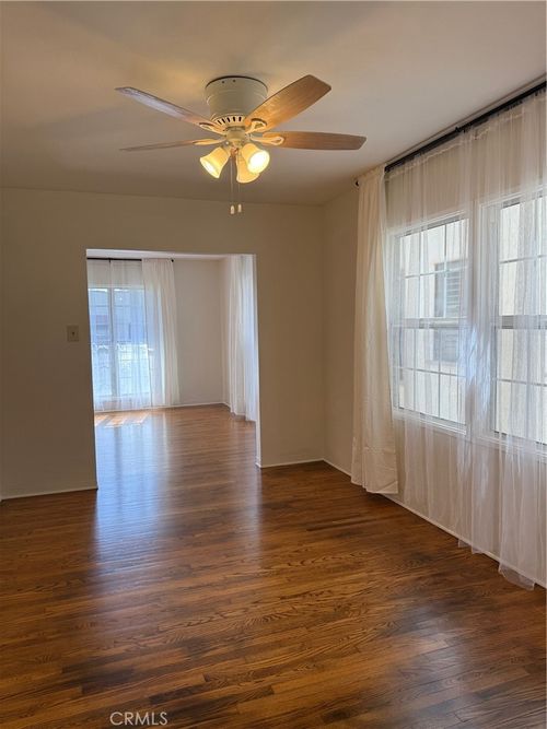 143 Pomona Ave, Long Beach, CA, 90803-3683 | Card Image