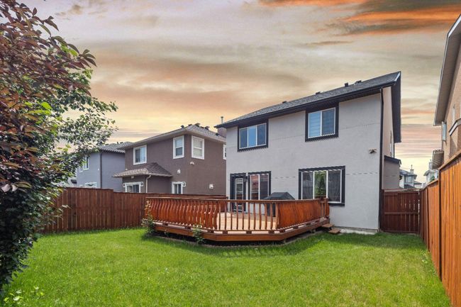 15 Saddlecrest Gdns Ne, House detached with 3 bedrooms, 2 bathrooms and 4 parking in Calgary AB | Image 4