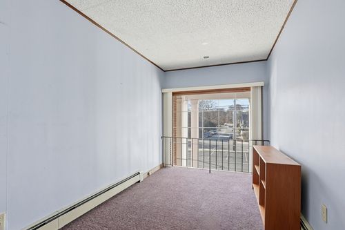 6a-35-41 W Main St, Georgetown, MA, 01833 | Card Image