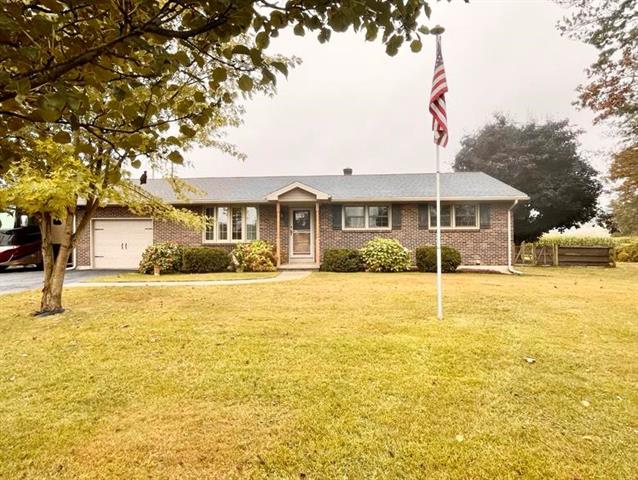 Sunset Dr, Coopersburg, PA 18036