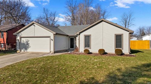 9915 Spur Creek Court, Fort Wayne, IN, 46825 | Card Image