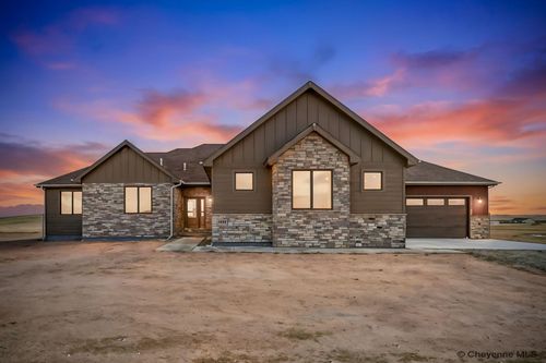 1409 Wineglass Rd, Cheyenne, WY, 82009-0000 | Card Image