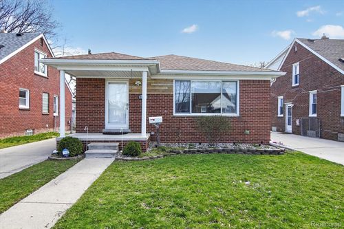 7693 Larme Ave, Allen Park, MI, 48101-2471 | Card Image