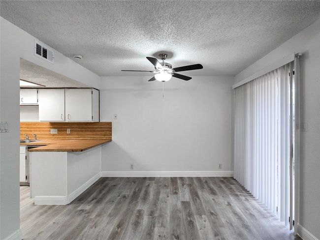 APT-103 - 8418 Fathom Cir, Condo with 2 bedrooms, 2 bathrooms and 2 parking in Austin TX | Image 6