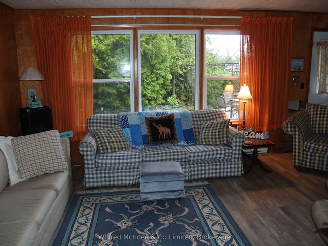 47 Sog Je Wa Sa Dr, House other with 3 bedrooms, 1 bathrooms and 6 parking in Sauble Beach ON | Image 10