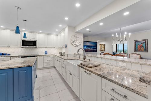 ph-w-3420 S Ocean Blvd, Highland Beach, FL, 33487-4703 | Card Image