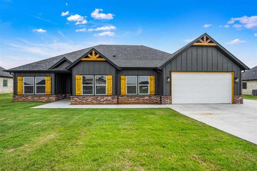 7211 S Brookwater Way, Stillwater, OK, 74074-6264 | Card Image