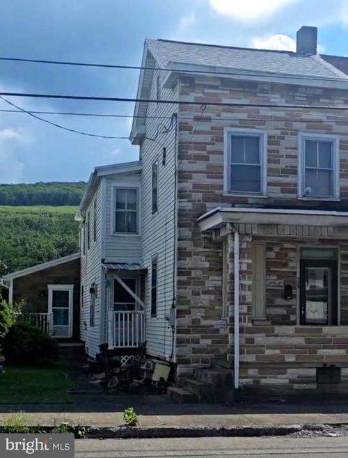 428 Main St, LYKENS, PA, 17048-1211 | Card Image