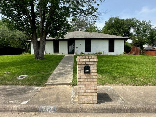 719 Athenia Way, Duncanville, TX, 75137-3803 | Card Image
