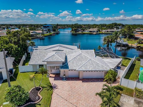 4280 13th Ln Ne, ST PETERSBURG, FL, 33703-5306 | Card Image