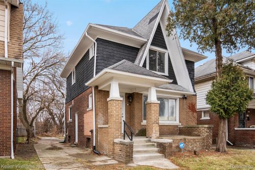 2427 Highland St, Detroit, MI, 48206-1235 | Card Image