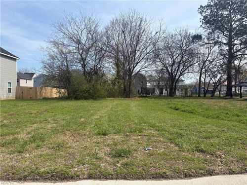 206 Beech St, Suffolk, VA, 23434-3908 | Card Image