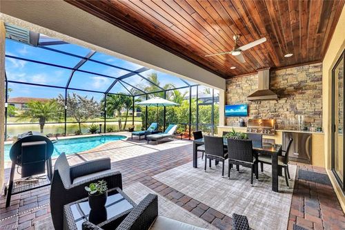 28101 Foxrock Ct, BONITA SPRINGS, FL, 34135-9185 | Card Image