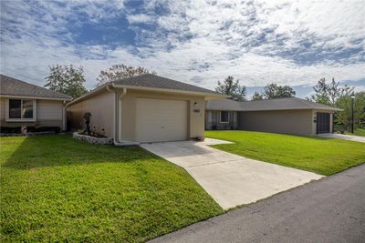 10817 Se 51 St Avenue, Townhouse with 2 bedrooms, 2 bathrooms and null parking in BELLEVIEW FL | Image 3