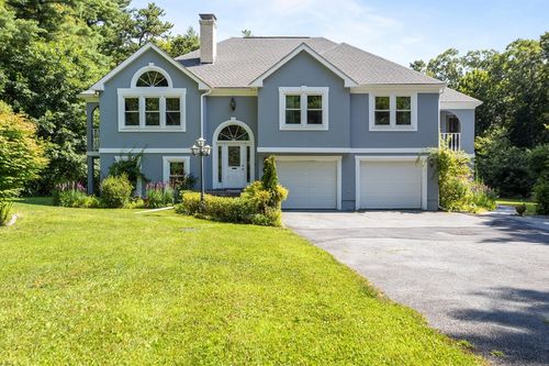 21 Forsythia Ln, Westport, MA, 02790-2629 | Card Image