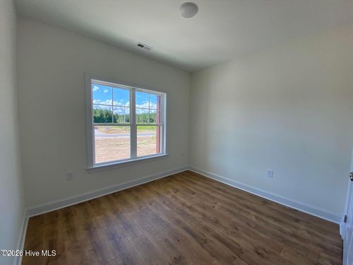 519 S Sumner St, Selma, NC, 27576-2913 | Card Image