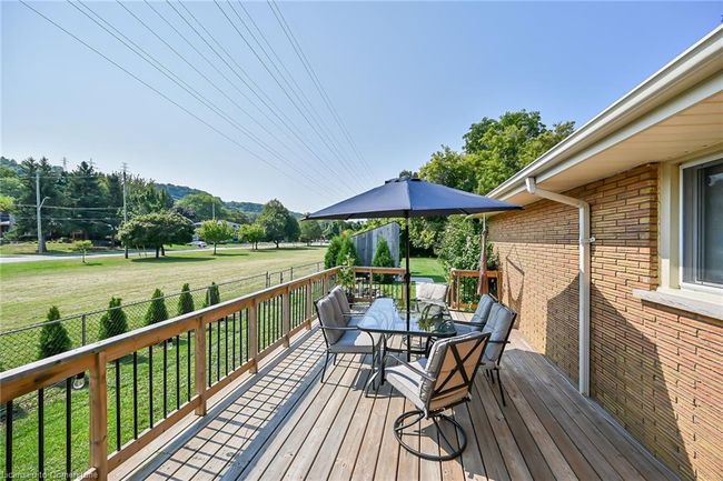 166 Rifle Range Rd, House other with 5 bedrooms, 4 bathrooms and 9 parking in Hamilton ON | Image 31