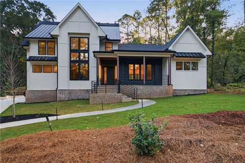 450 Dix Lee On Dr, Fayetteville, GA, 30214-3012 | Card Image