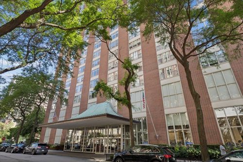12e-1325 N State Pkwy, Chicago, IL, 60610-6121 | Card Image