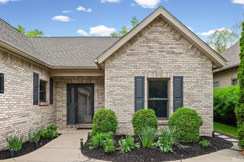 313 Rosebank Ln, West Lafayette, IN, 47906-8615 | Card Image