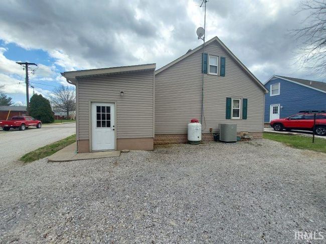 208 E Mary St, House other with 4 bedrooms, 1 bathrooms and null parking in Holland IN | Image 4